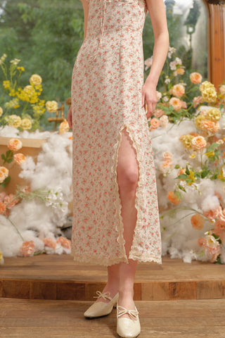 Lace-Trimmed Romantic Bloom Dress